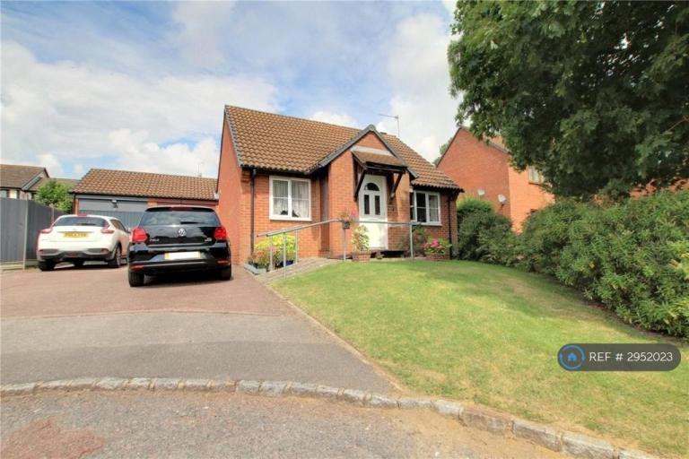 2 bedroom house in Cannock Way, Workingham, RG6 (2 bed) (#2952023)