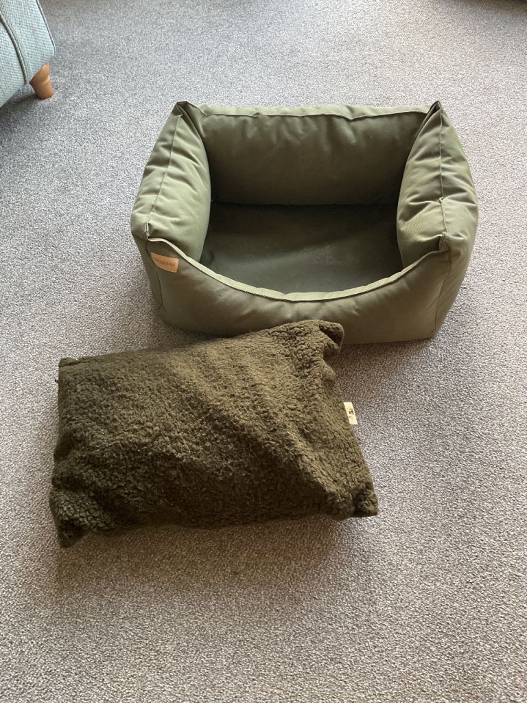 Dog bed