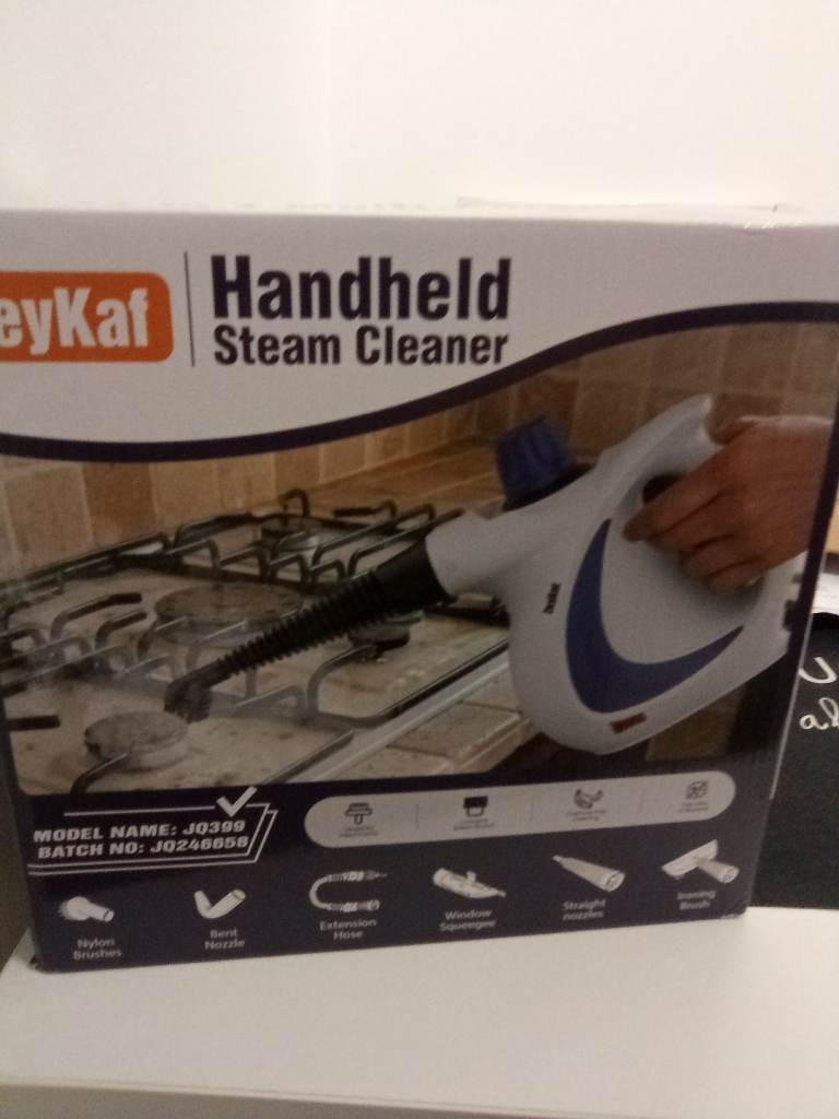 Handheld steam cleaner 