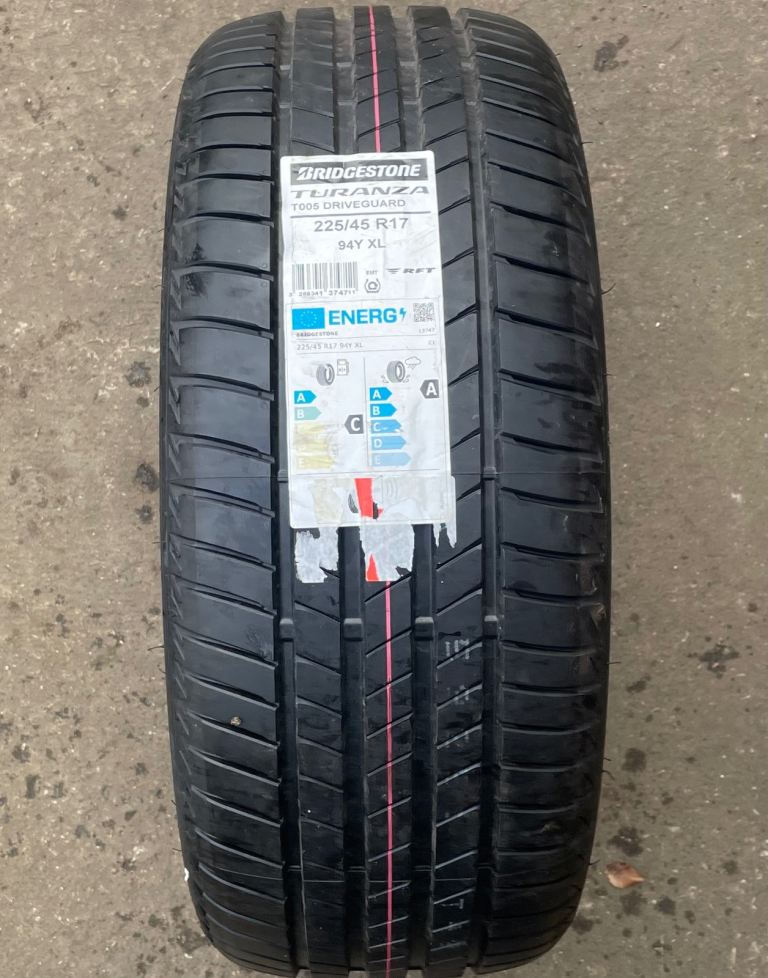 225 45 17 94Y Turanza T005 Driveguard Extra Load RFT Runflat New Tyre DOT 4123