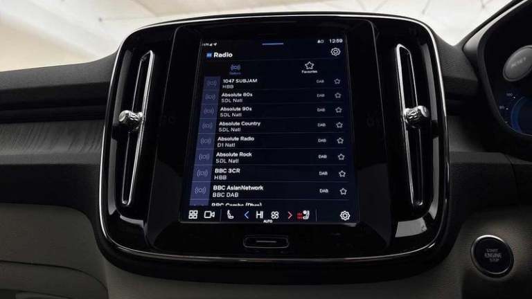 2025 Volvo XC40 Ultra B4 Mild hybrid Petrol Bright Automatic SUV Hybrid Automatic