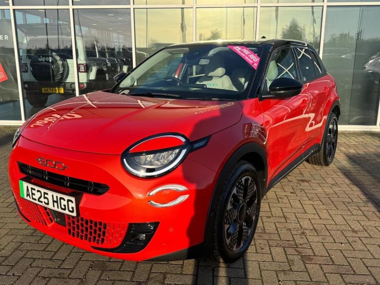 2025 Fiat 600 115kW La Prima 54kWh 5dr Auto HATCHBACK ELECTRIC Automatic