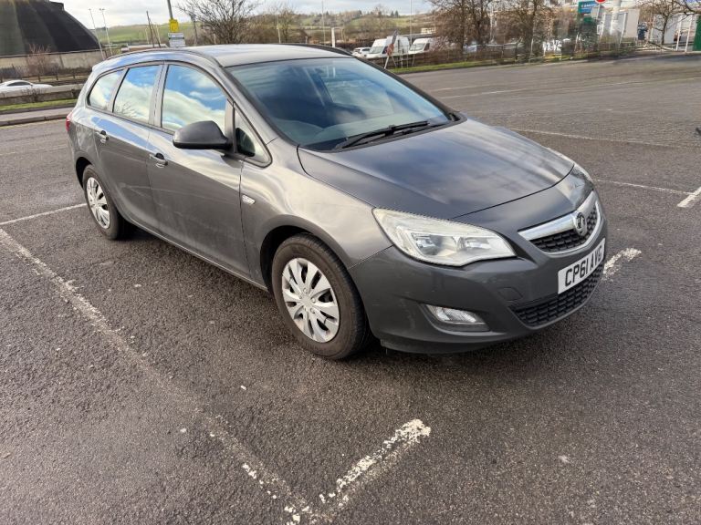 Vauxhall, ASTRA, Estate, 2011, NEW CAM BELT+CLUTCH