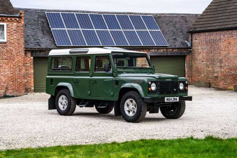  Land Rover Defender 110 Manual