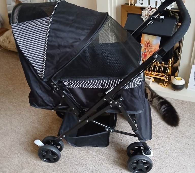 PetHut Stroller like new