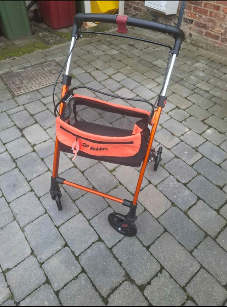 Rollator 4 wheel folding