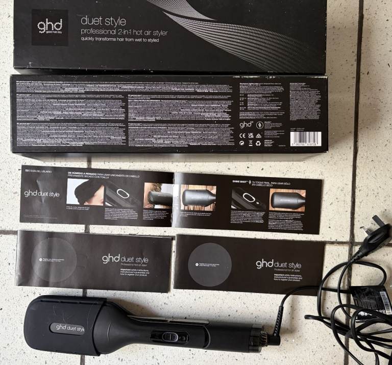 GHD DUET 2 IN 1 PROFESSIONAL BLACK HAIR STYLER BOXED AS NEW, COST £379 ONLY £140, CAN POST