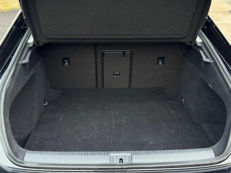 2019 Volkswagen Arteon 1.5 TSI EVO Elegance Fastback DSG Euro 6 (s/s) 5dr HATCHBACK Petrol Automatic