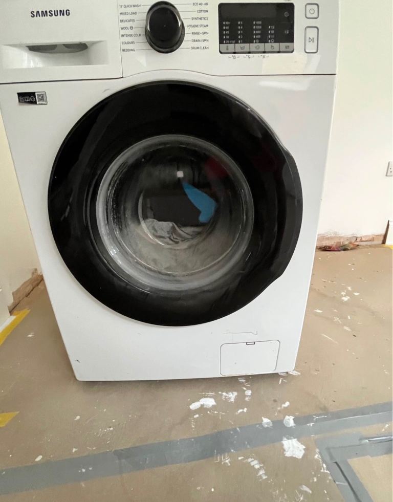 Samsung Washing Machine - White, Good Condition