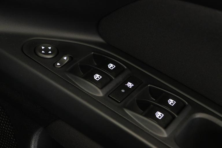 2024 Fiat Tipo 1.5 Hybrid 48V Cross Garmin 5dr DDCT Hatchback Petrol Automatic