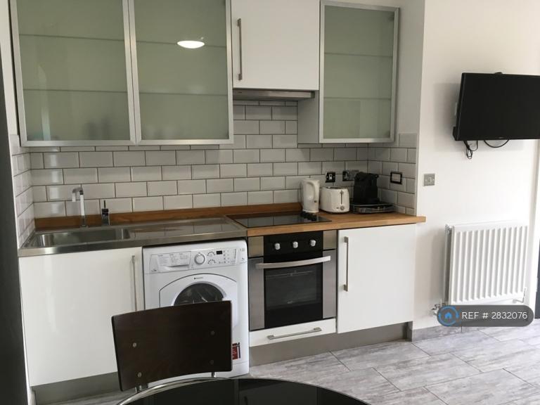 1 bedroom house in Stewkley Rd, Leighton Buzzard, LU7 (1 bed) (#2832076)