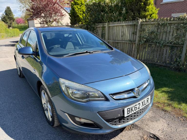 2012 Vauxhall Astra 1.6 16v SRi Euro 5 5dr Petrol