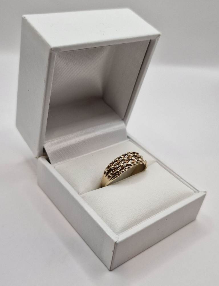 9ct Gold Keeper Ring Size R