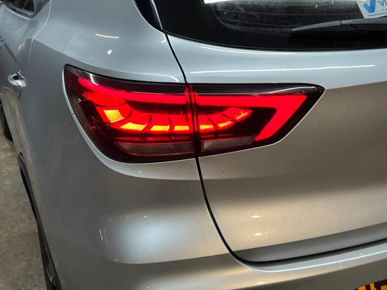 2020 MG MG ZS 1.0 T-GDI Exclusive Auto Euro 6 5dr HATCHBACK Petrol Automatic