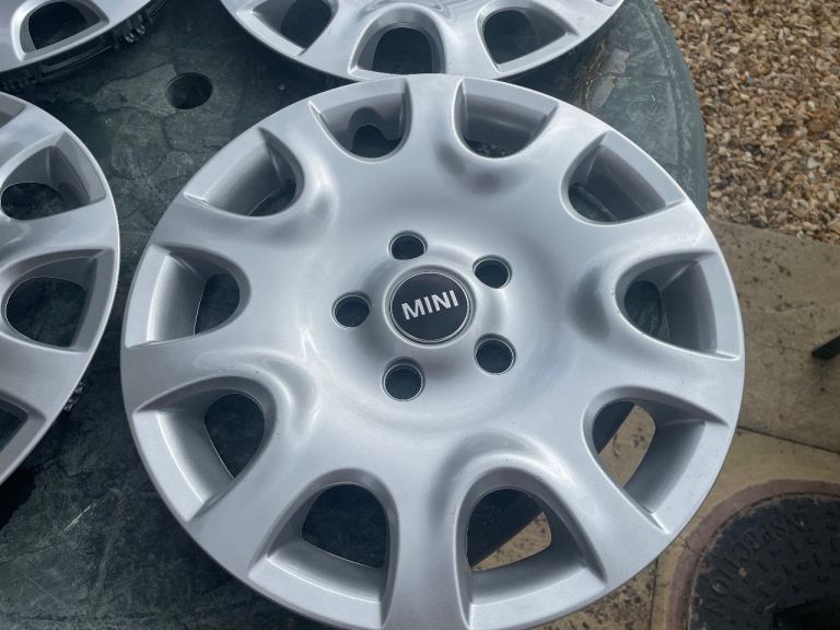 Mini one genuine wheel trims