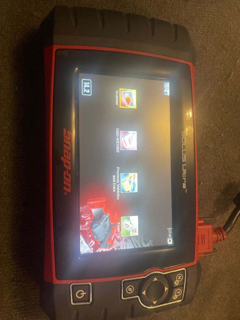 Snap On Solus Ultra Model EESC318 tool