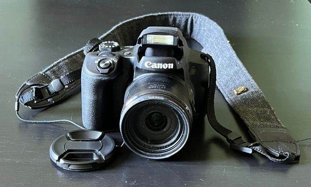 Canon SX70HS