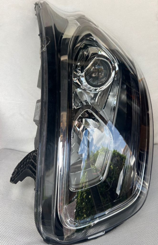 Ford transit custom left side light