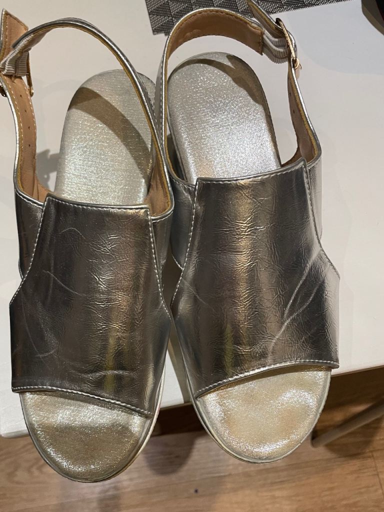 Silver sandals wedge size 6
