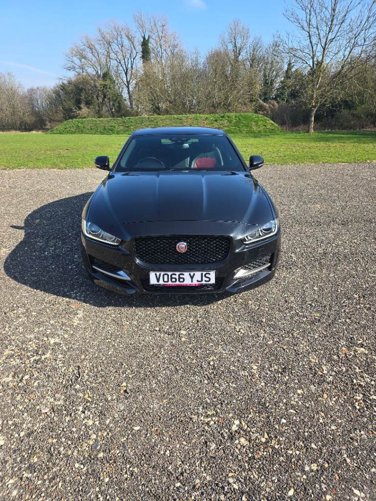 Jaguar XE R-Sport 2.0 diesel manual