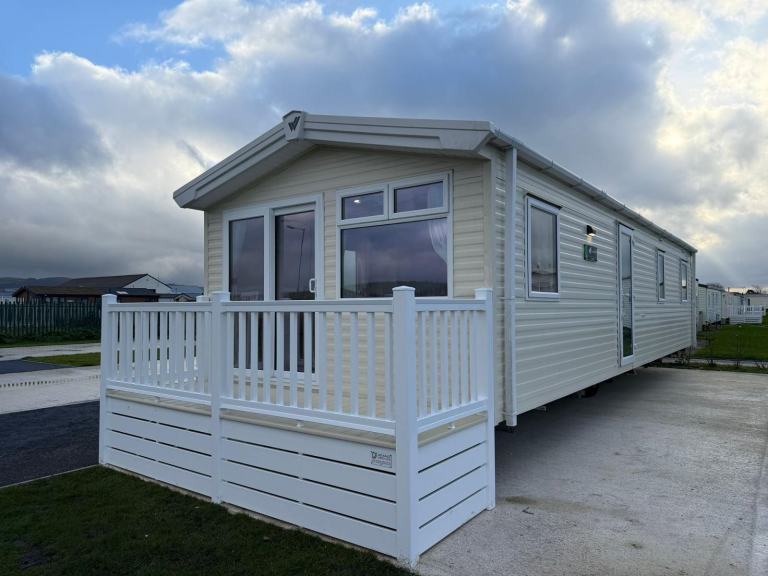 Static caravan for sale North Wales - Facilities for all of the family 