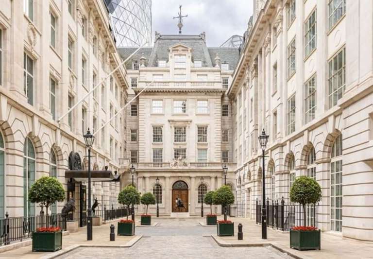 3 to 445 Person Private Office Suites to rent in *Liverpool Street* EC3A