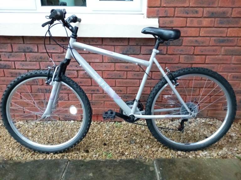Twilight Bike - 20 inch Frame - Excellent Condition - £70
