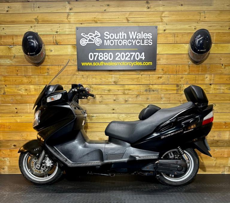 Suzuki AN 650 Burgman executive / 2008 model / just 11,772 miles! 