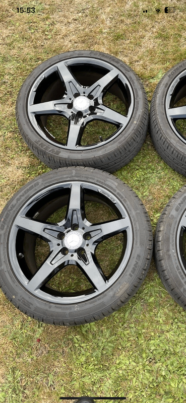 Genuine Mercedes Benz 18 inch alloy wheels 