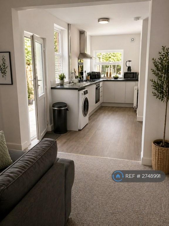 1 bedroom in Marlborough Road, Beeston, Nottingham, NG9 (#2748991)