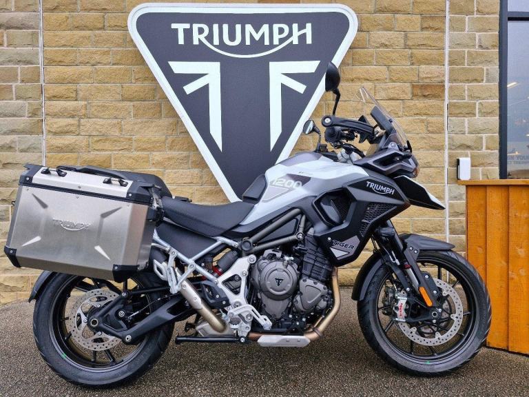 2025 Triumph Tiger 1200 GT Pro - 1 Owner Low mileage Great spec