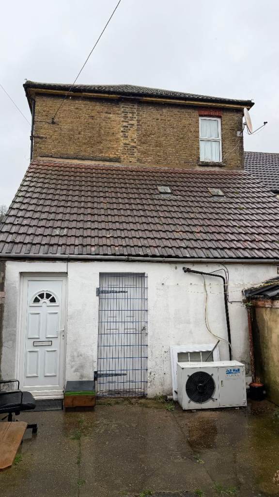 5 bedroom house for rent in Chatham £2000 including all bills