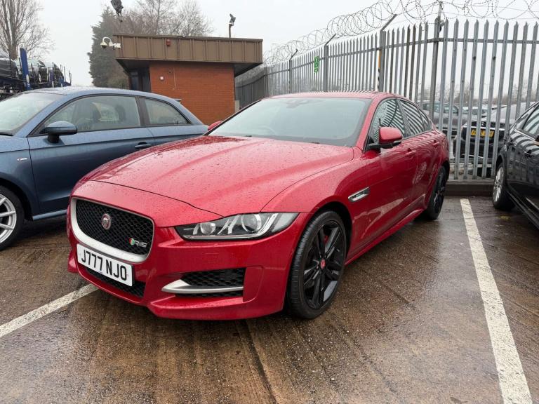 2017 Jaguar XE 2.0 XE R-Sport D AWD Auto 4WD 4dr Saloon Diesel Automatic