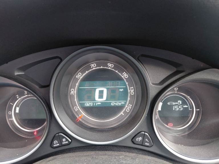 1 YEAR MOT £2 MONTHLY ROAD TAX