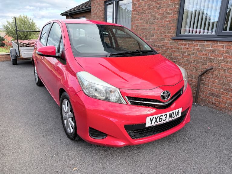 Toyota, YARIS, Hatchback, 2013, Manual, 1364 (cc), 5 doors