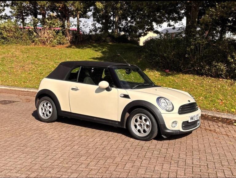 2013 MINI Convertible 1.6 Cooper 2dr Long MOT Full History CONVERTIBLE Petrol Manual