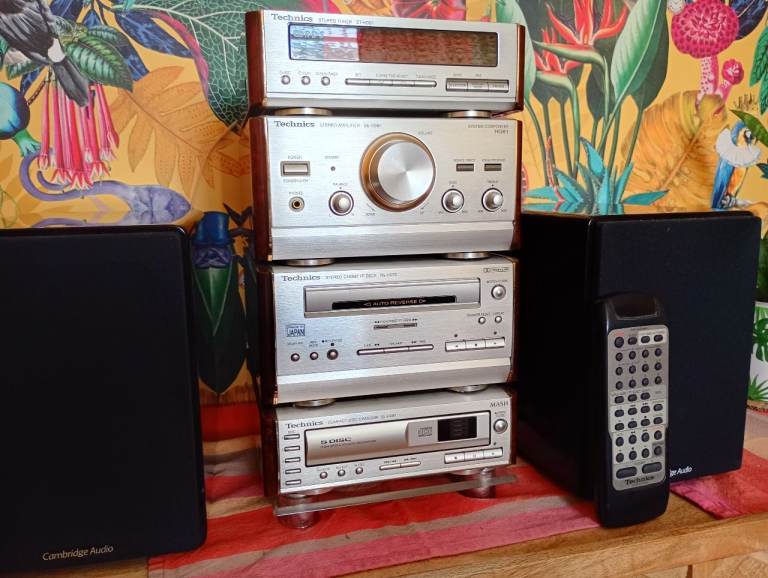 Technics HD81 Mini Hi-Fi Stereo System 