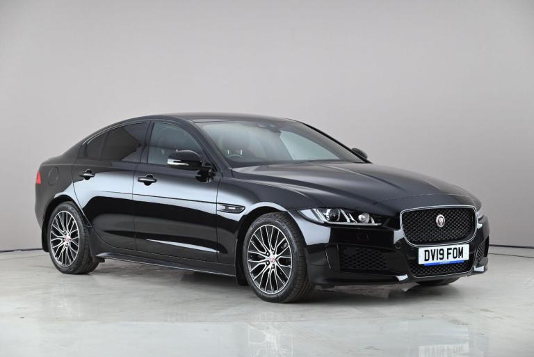2019 Jaguar XE 2.0i Landmark Auto Euro 6 (s/s) 4dr Saloon Petrol Automatic
