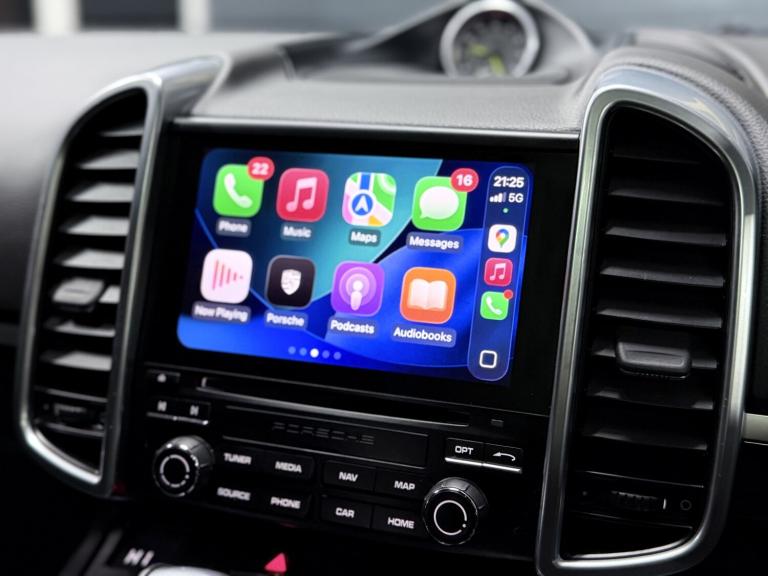 PORSCHE CAYENNE 3.0 V6 E-Hybrid S Platinum Edition 2017