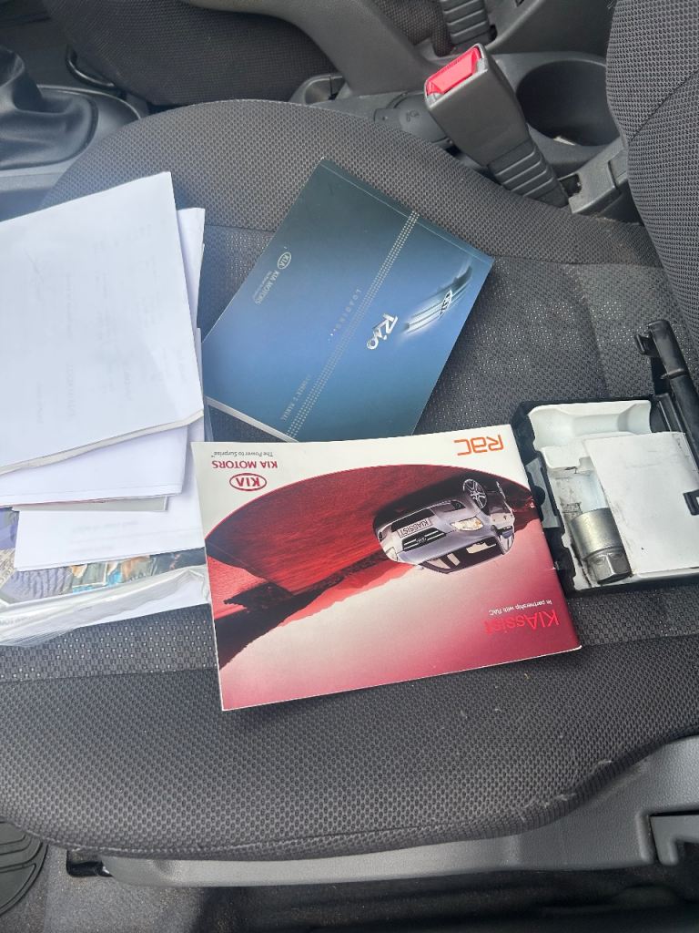 Kia, RIO, Hatchback, 2009, Manual, 1399 (cc), 5 doors