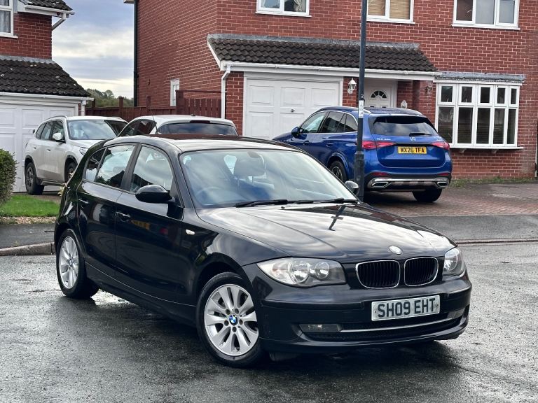 BMW, 1 SERIES, Hatchback, 2010, Manual, 1995 (cc), 5 doors