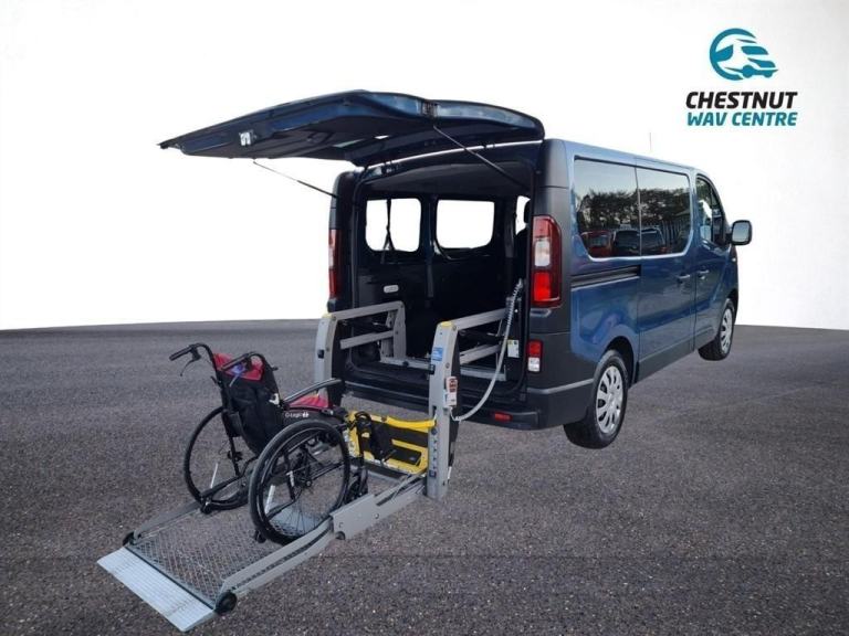 Renault Trafic WAV Wheelchair Access Lift  L1H1 SWB Only 35K Miles! 2018 No VAT