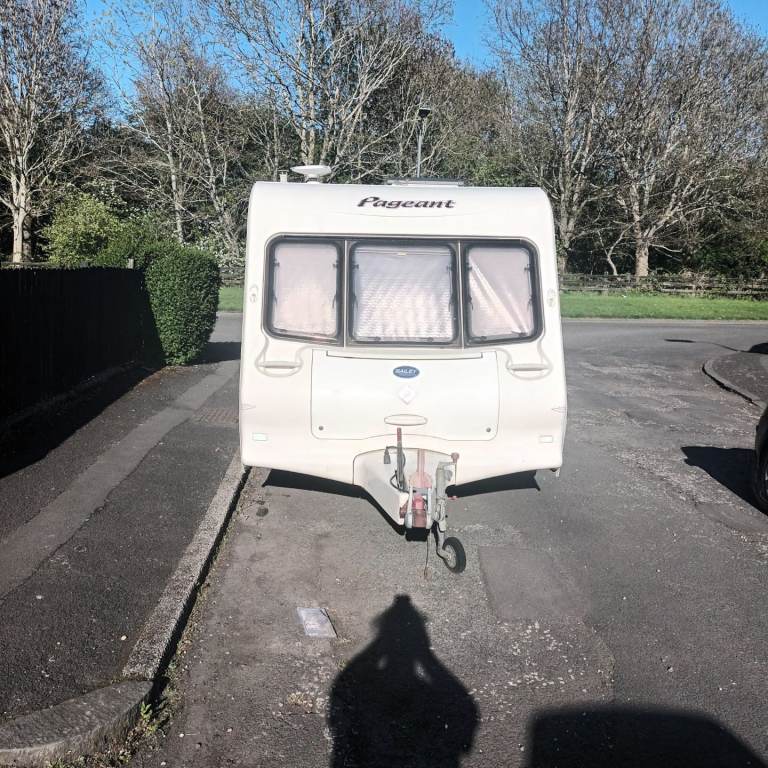 2004 Baileys Pageant 4 Berth Caravan 