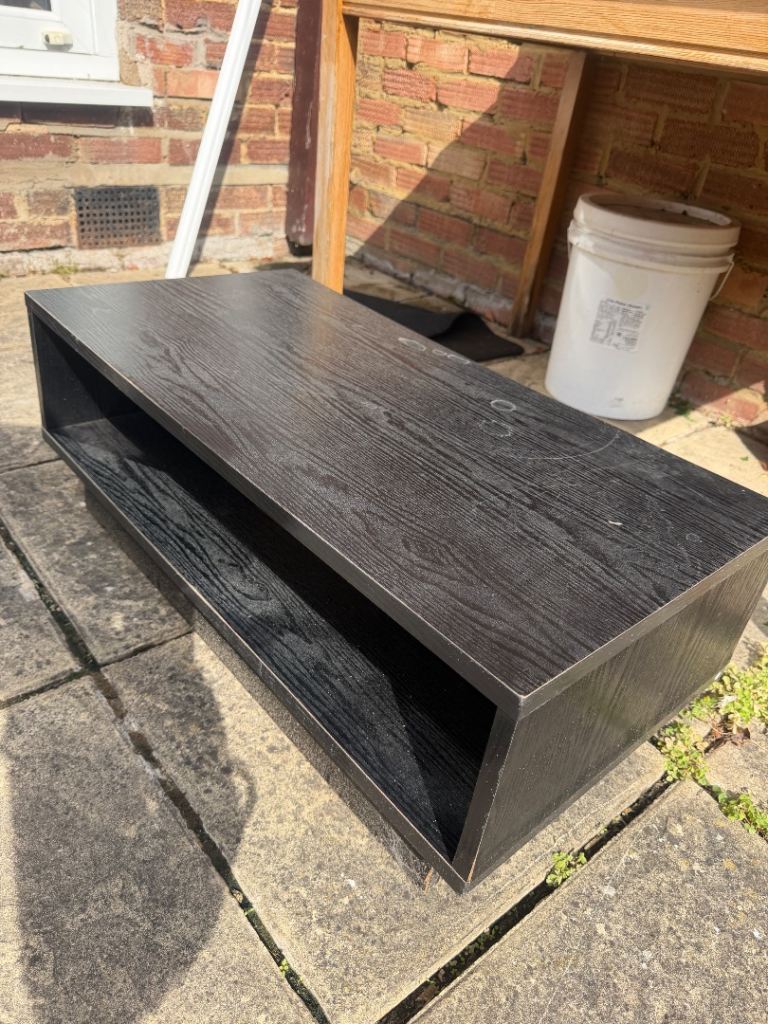 Tv stand for free