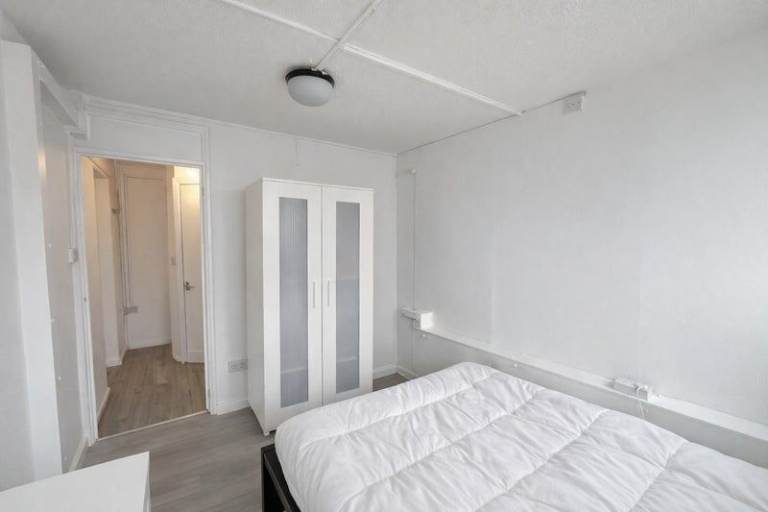 BRIGHT DOUBLE ROOM TO RENT IN ACTON - AVAILABLE NOW ⭐