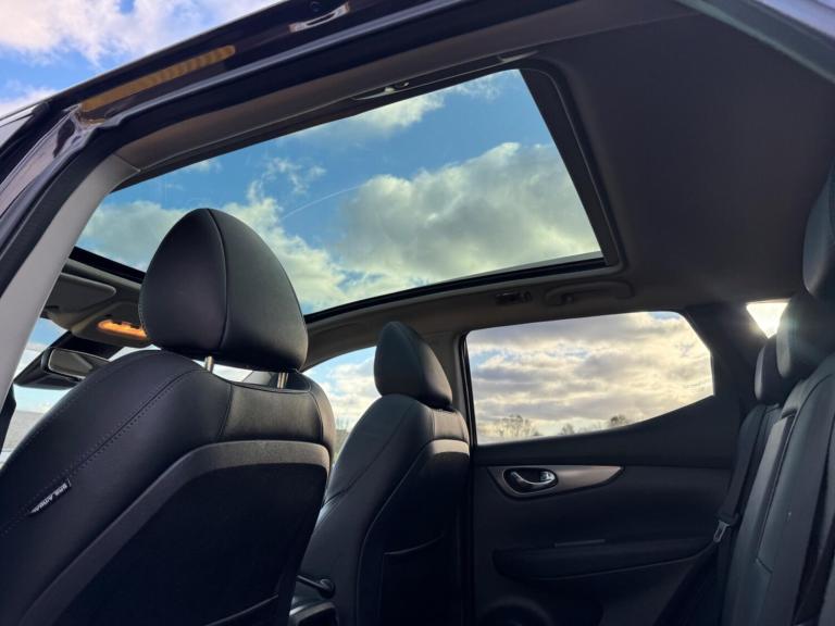 2018 Nissan Qashqai 1.5 dCi Tekna Euro 6 (s/s) 5dr HATCHBACK Diesel Manual