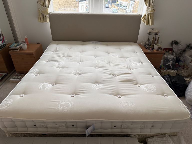 Hypnos Deluxe 1800 Super King - 2021 - Inspected 2025 - Priced to Sell