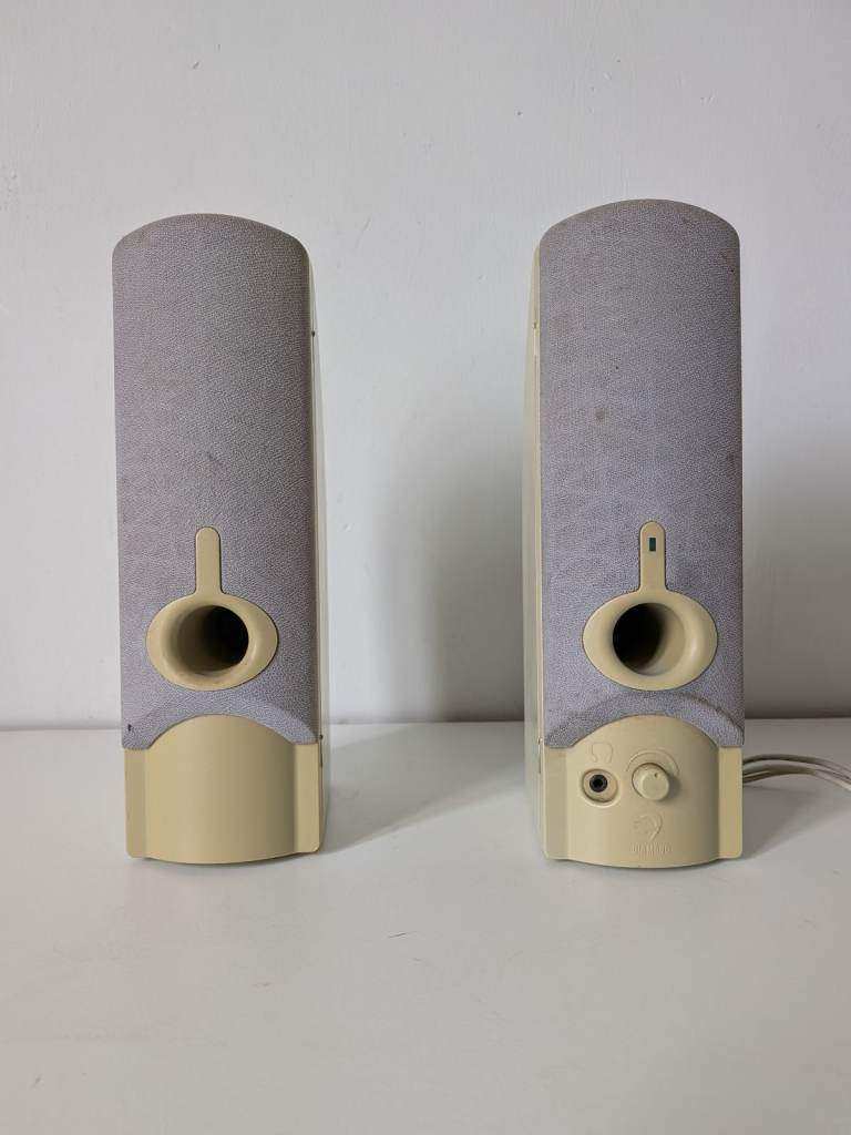 Stereo speakers - Multimedia/PC/Mac/TV