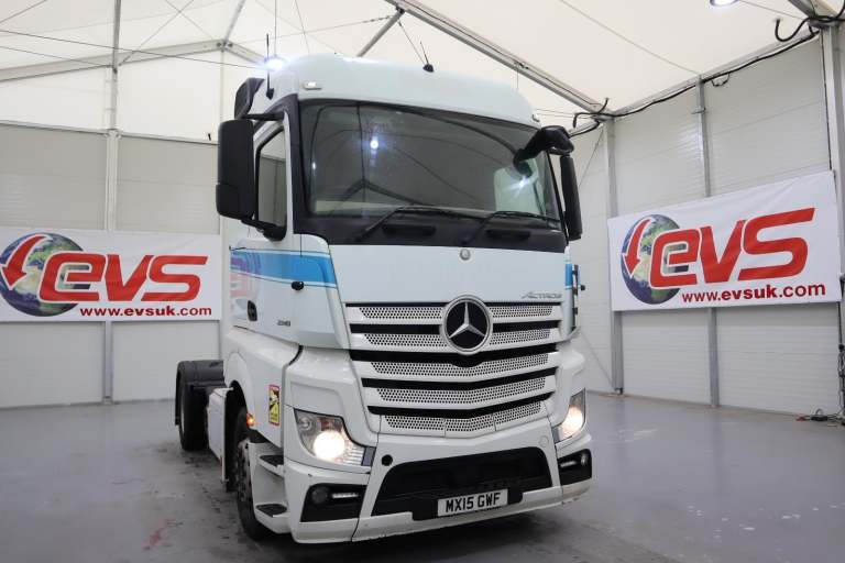 2015 (15 PLATE) Mercedes Benz ACTROS 2345 6x2 Euro 6 Tractor Units