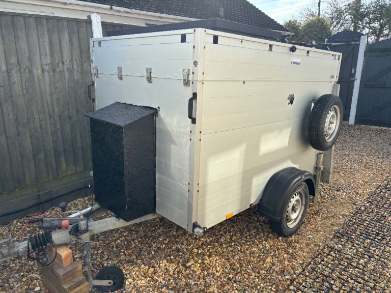 Trailer - Box trailer 4ft x 7ft
